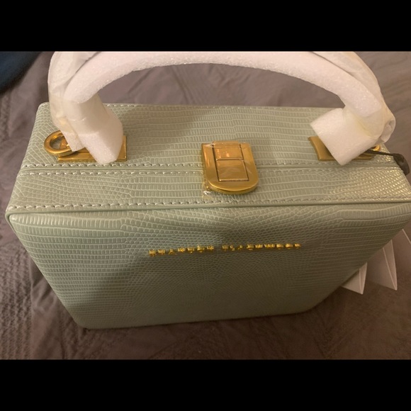 Brandon Blackwood Kendrick Trunk in Green Lizard Embossed with Gold Hardware - Picture 4 of 16